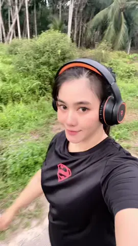 Joging sore sendiri wae😁yg peting selalu semangat Klw untuk olahraga 🤭Kwan joging sibuk jual udang 🦐 👩‍🦰###