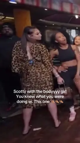 Obsessed w. My moomoo😂😂   #fyp #tiktokmademebuyit #moomoo #scottywiththebody #baddies #scotty 