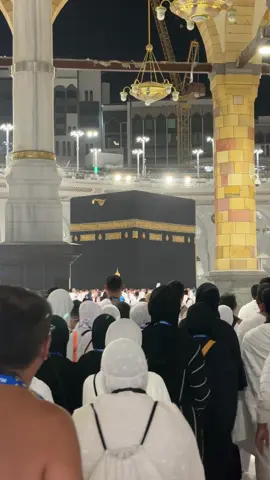 Ya Allah kangeennyaaa 😭😭😭😭😭 undang kami kembali ya Allah 🤲🏻🤲🏻🤲🏻 cukupkan rezeki kami, kuatkan badan kami, mampukan kami kembali ke Baitullah #makkah #kabah🕋 #masjidilharam #umroh2024 #baitullah 