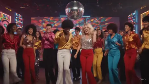 Hot Stuff Canción de Donna Summer 🥰 Rusk Sound Studios (Los Ángeles, California)