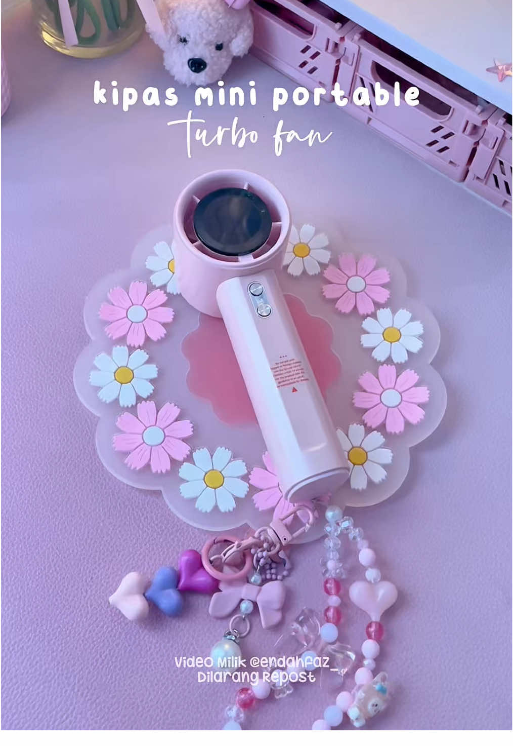 Kipas angin mini turbo, gk nyampe 100ribuan tapi sebaguss ini🥰 anginnya kencang, tahan lama✨ #kipasmini #kipasminiportable #kipasminiturbo #kipasanginmini #kipaspink 