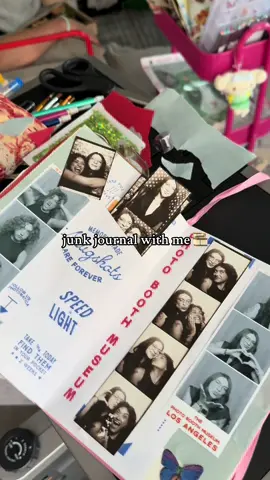 i love photo booths pics so much!!!! so ofc i had to make a whole journal spread dedicated to it :) #junkjournal #junkjournalideas #junkjournaling #photobooth 