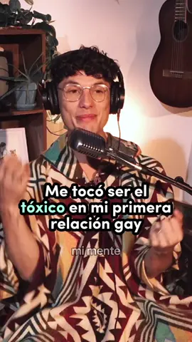 fue una de las etapas más tóxicas de mi vida 💔 ese chico se alejó de mí porque lo tenían amenazado… y yo, en vez de soltar, hice de todo para buscarlo y estar con él. en el camino, terminé lastimando emocionalmente a personas que no lo merecían. me arrepiento, y sé que ya no soy esa persona. crecer también es aprender a dejar ir. #lgbt #storytime #artistalatino #relaciones #fyp 