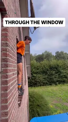 Made it look effortless 😮  via @norranahadassa #trampoline #athlete #fyp #flip