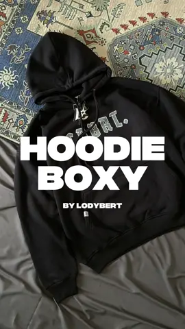 🎱🎱🎱#Hoodie #boxy #black #lodyberthoodie 