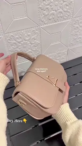 BETA Shoulder Sling Bags For Woman High-End Fashion 4in1 Plain Square Shape Handbag Sling Bag Hard Leather Bag With Wallet✨ #wallet #slingbag #4in1 #shoulderbag #leather #handbag #fyp #fyppppppppppppppppppppppp #trend 