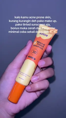 cakep bgt bgt bgttttt bonus nahan minyakk #foryoupage #fypシ゚ #azloe #tintedsunscreen 
