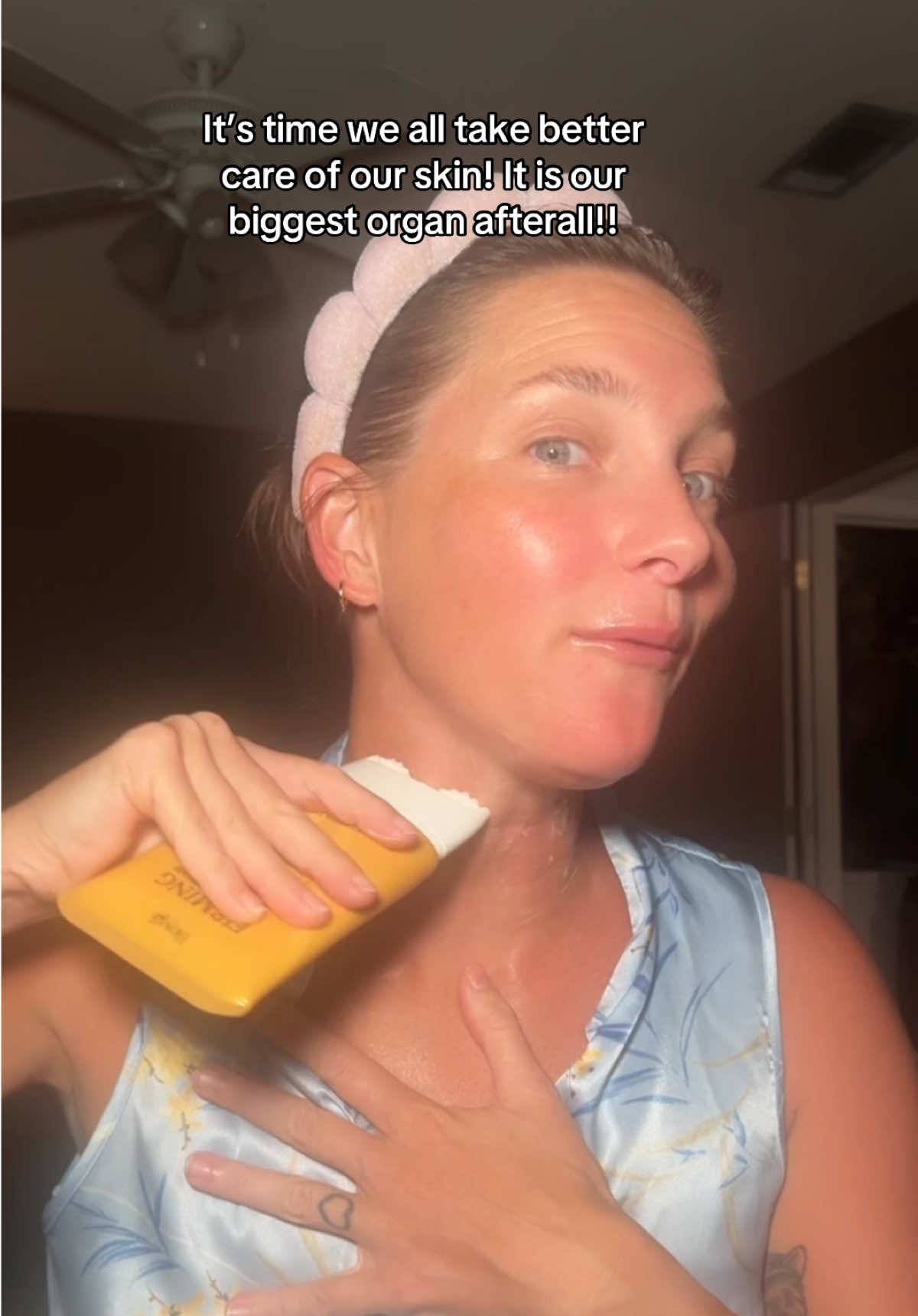 #agewell #skincare #viralskincare #tiktokshopaffiliate #neckcream 