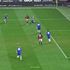 Alexandre Pato tinha talento, técnica e carisma para se tornar um dos maiores jogadores da história do futebol brasileiro Footage rights provided by WSC Sports #pato #footballtiktok #nostalgia 
