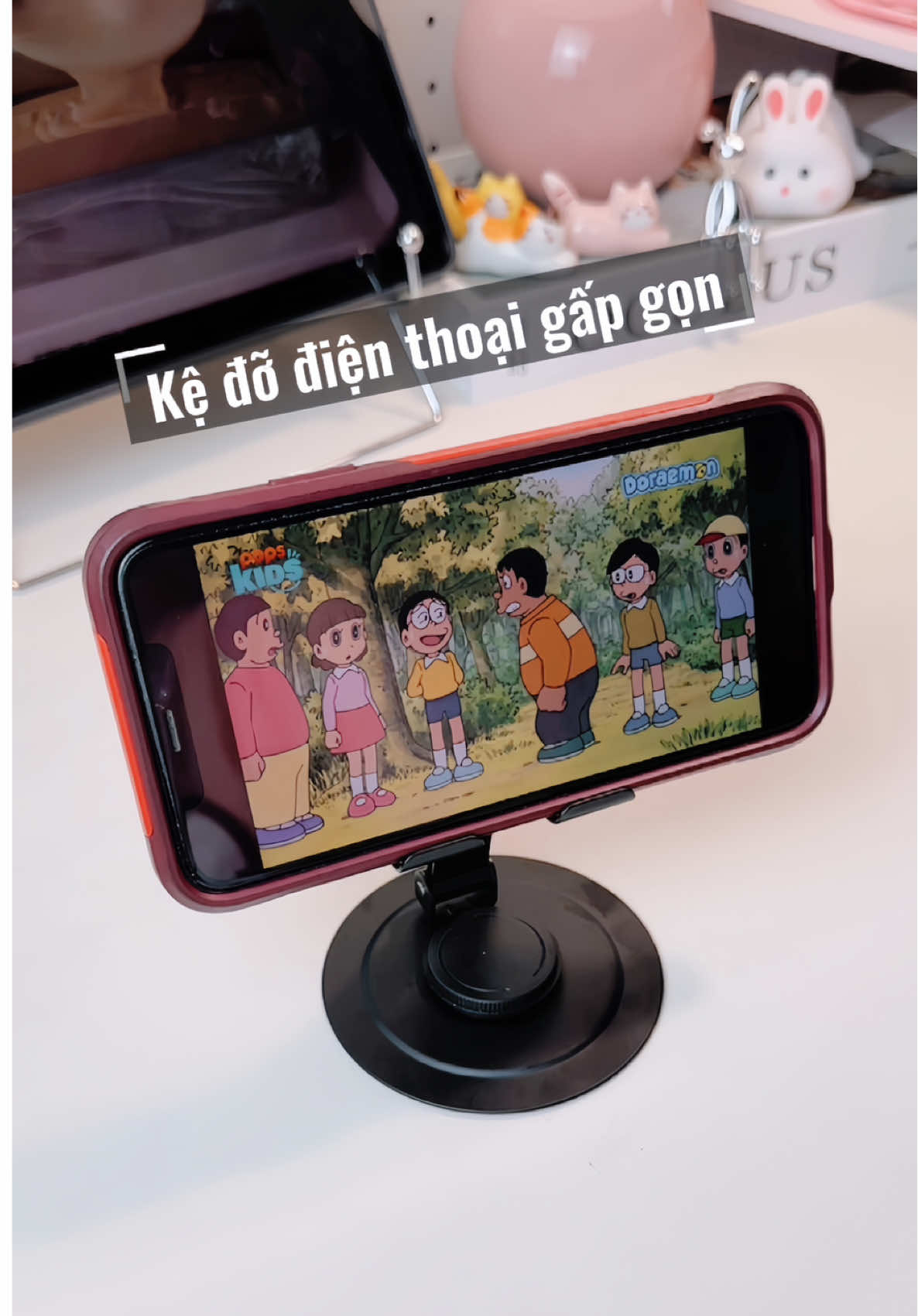 Kệ đỡ điện thoại gấp gọn siêu tiện. Từ hồi có em này tui quay vid nhanh gọn lắm lunnn #giadodienthoai #giadodienthoaixoay360 #giadodienthoaideban 