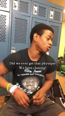 Capped shoulders from the jump #transformation #transformationvideo #bulkingseason #bulkedup #gymprogresss 