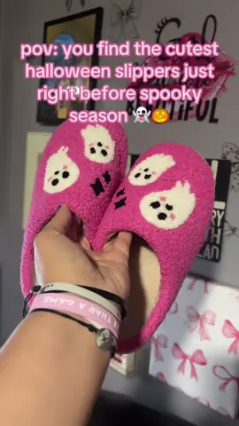 #summerween#slippers#pink #ghost #spooky 