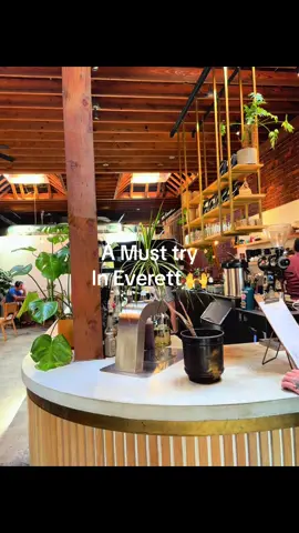 The perfect spot to have breakfast in Everett 📍 #local #brunchspots #coffee #fyp #coffeeshop 