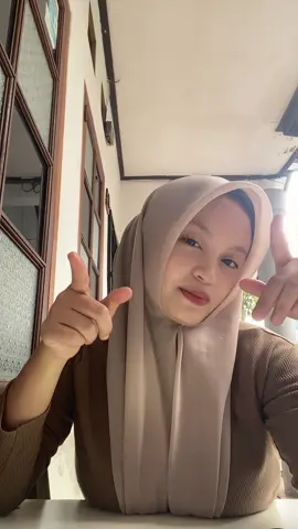 😜