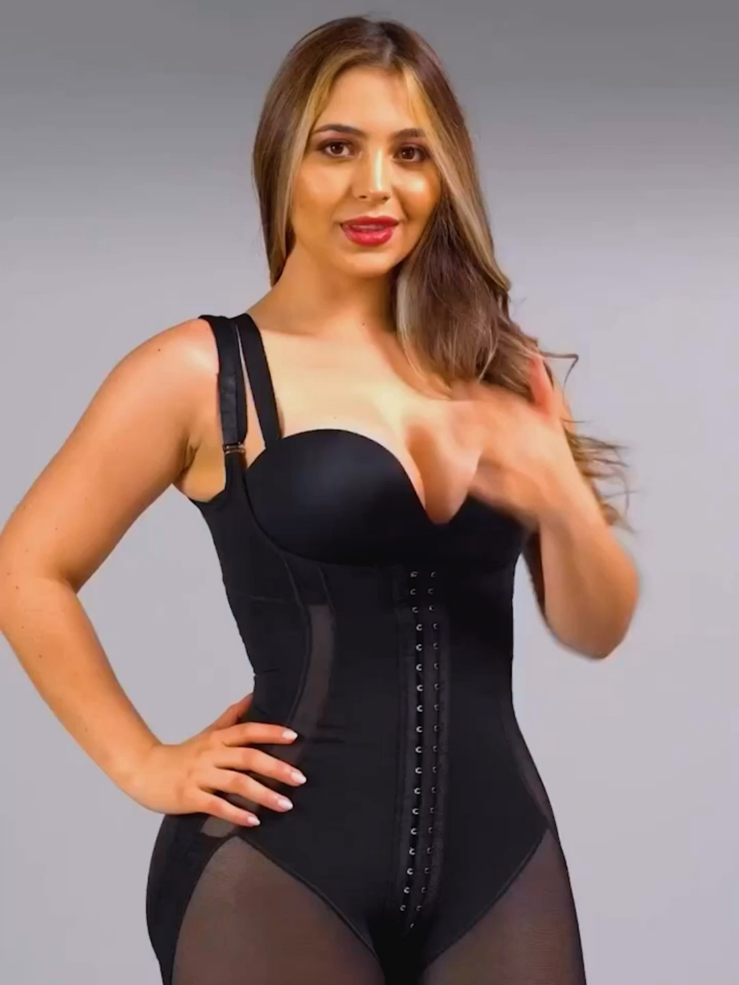 Cinta Modeladora 🛒✔️ Afina a cintura na hora e ainda modela o corpo com efeito térmico. Realça sua beleza, melhora a postura e levanta sua autoestima. Tá viralizando e vendendo muito — garanta a sua agora! #cintamodeladora #cintura #corpo