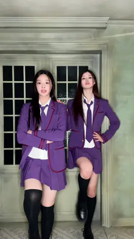 나현 @💗 미치 Plot Twist Challenge ✨ AtHeart 앳하트 [Plot Twist] ✨ 🎶atheart.lnk.to/PlotTwist 🎶 flomuz.io/s/a.D4o9S 🎶 kko.kakao.com/-ISWvoifgH 🎶 genie.co.kr/UA7HZ2 🎶 m.bugs.co.kr/album/20747497 🎶 naver.me/50JosJ5a #AtHeart #앳하트 #Plot_Twist #AtHeartDebutAlbum #PlotTwist_Challenge