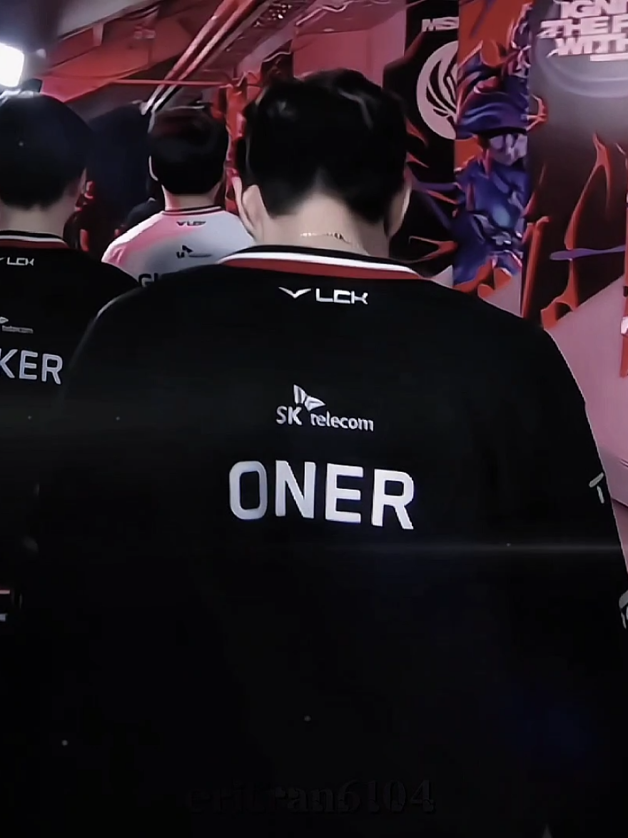 Không cần cởi vẫn cuốn 🫦 #oner #t1 