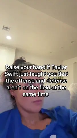 Justin thought I was lying. I’m dead ass serious 😂 #taylorswifttraviskelce #newheightspodcast #taylorswift 