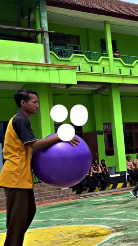 Lomba agustusan #fyppppppppppppppppppppppp #tiktokpelitfyp #smpn2kawunganten #smpn2kawunganten #esperokajaya #cilacap #djimini2se 