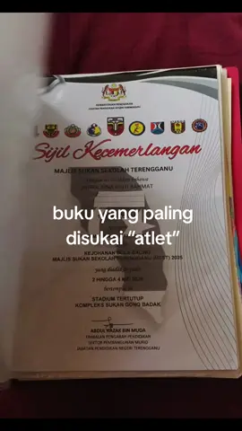 🤔🤔 #fypppppppppppppp #budaksukan #atlett #fypdkni