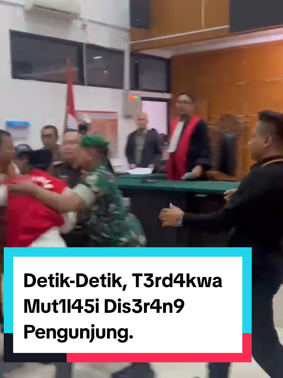 Pengunjung persidangan k45u5 M*t1l45i m3ny3r4n9 t3rd4kwa, jelang putusan M4ti oleh Majelis Hakim. #fyp #mulyana #kota #hariini 