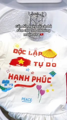 Gần đến ngày rồi các mẹ sắm cho con đi nha 🇻🇳🇻🇳🇻🇳#aoyeunuoc #codosaovang #aoquockhanh #mevabe #xuhuong 