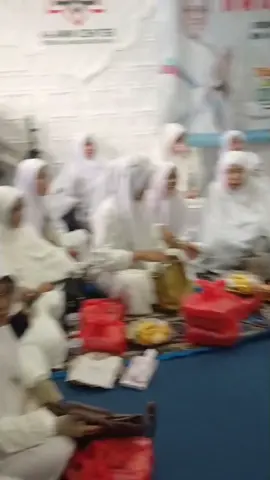 #santunananakyatim #dhuafa #wac #kbihuwac  Salah satu Program Yayasan Wafizs Al-Amin Centre yaitu Santunan Yatim & Dhu'afa.  Di Moment Ratib Massal Keberangkatan Jamaah Umroh KBIHU WAC sekaligus Berbagi Santunan Yatim & Dhu'afa yang dipelopori Majlis Taklim Kaum Ibu tiap Hari Selasa Siang.  Alhamdulillah Selasa, 12 Agustus 2025 titipan, Amanah para Muzakki, Muhsinin & Donatur di Yayasan WAC telah kami salurkan.  Kami Ucapkan Terimaksi Banyak atas partisipasinya, pastinya Doa Terbaik kami Pinta kepada Allah swt tuk para Muhsinin, Muzakki & Donatur : Allah Beri Panjang Umur, Sehaat Afiat Allah Ganti dengan rezeki yang lebih banyak dan lebih Berkah.  Allah Berkahi Segalanya.  Allah Mudahkan segala Urusannya.  Allah Bukakan Jalan Lebar-lebar biar Bisa Nyapa ke Baitullih dan Bertemu dengan Rosulullah saw.  Amiiiin ya Robb.  Bagi Yang INGIN BerWAKAF, ZAKAT, INFAQ & SODAKOH di Yayasan Wafizs Al-Amin Center, Bisa Melalui no Rekening : BANK MANDIRI :156.00.1497.033.1 BANK BSI : 7117.8248.23 BANK BNI : 0814.1068.54 a.n. Yayasan Wafizs Al-Amin Center.  Follow Yuuk Media Sosial Wafizs Al Wafizs Al-Amin Centre 👇: YouTube : wafizscenter Instagram : wafizs_center Tiktok : kbihu_wac Facebook : Wafizs Al-Amin Centre Youtube : Nur Anwar Amin TikTok : @adjienung  Facebook : adjienung WA : 08161191890 #hajiumrohbersamawafizsalamincenter    