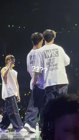sdiybt? 🤨 #doyoung #marklee #girlwhatsgoingon #nct127 