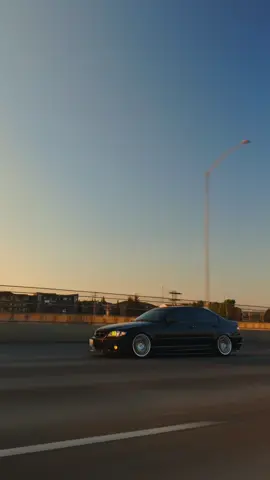 Rollers: basic Zhp / / / #bmwcars #e46 #zhp #thebimmerhouse