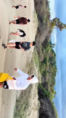 daling oma he🤣 #fypp #oetunebeach #pantai 