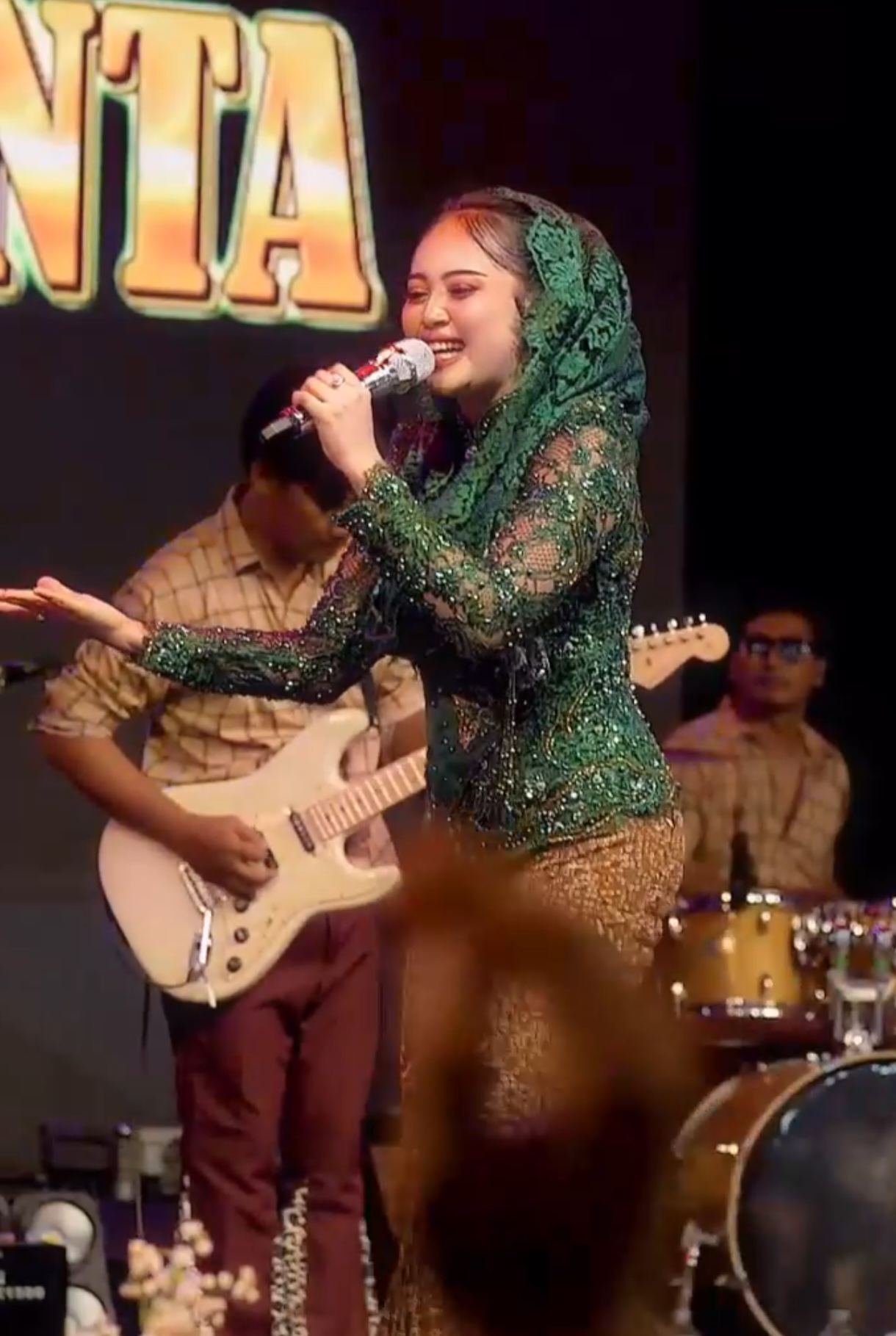 Teluk Bayur - Silvy Kumalasari @Himawan Music @OM HIMAWAN #himawanmusic #omhimawan #telukbayur #silvykumalasari #music 