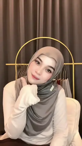 HIJAB INSTAN BERGO HUMA #hijabinstan #jilbabinstan #hijabmeleyot #jilbabmeleyot 