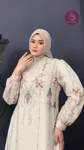 ﷽ Izin share ya kak  New collection *arshila dress* Bahan: chiffon cerry premium(,lembutttt bgt, jatuh.adem.looks nya sungguh elegant ) Full furing rayon viscose BW  Size :all size fit to LD 108cm. Jumbo ld 125cm PB : 140cm standar & jumbo Serian 4warna Wudhu Friendly.  Limited
