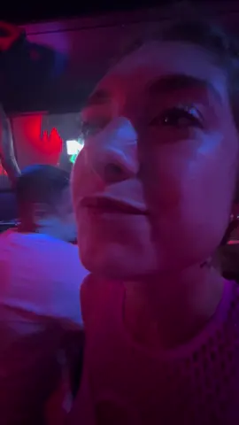 Omgggg I made this video for my little brotherrrrr… my West Hollywood people WHO IS THISSSSS PLEASE SOMEONE MUST KNOW!!!! TAGGGGGGG HIMMMMM😻😻😻😻💫 #onthisday #mickeys #mickeysweho #westhollywood #weho 