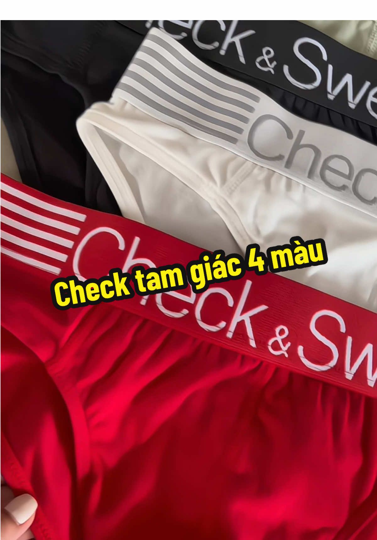 Nhỏ gọn , thoáng mát, ôm trọn phong độ đàn ông 