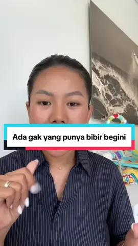 Bibirku sebenarnya warnanya gak sama 🥹 untung aja ada ini 🫶🏻  #fyppppppppppppppppppppppp #fypage #lips 