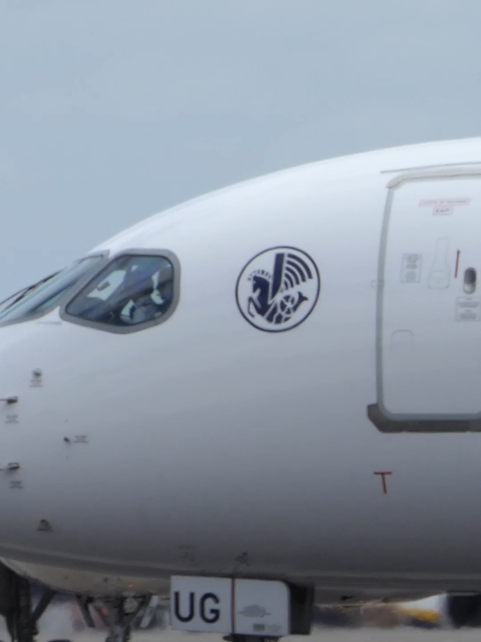 Grace in Motion: Air France Airbus A220-300, F-HZUG, departs Lisbon. A captivating close-up of the Air France Airbus A220-300 as it taxis for takeoff. The video beautifully captures the details of the aircraft, from its engines to the elegant tail, symbolizing a seamless journey about to begin. #AirFrance #AirbusA220 #FHZUG #LisbonAirport #AviationLovers 