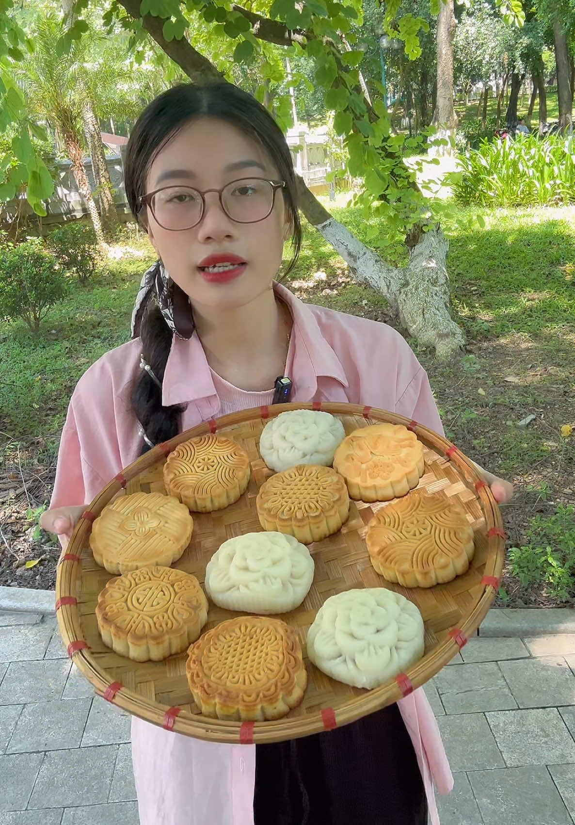 Combo 10 bánh 10 Nhân khác nhau cho các Bác mua về ăn dc đầy đủ các vị bánh nha😍😍😍 #xuhuong #food #banhtrungthu #banhtrungthuthanhdung #combo 