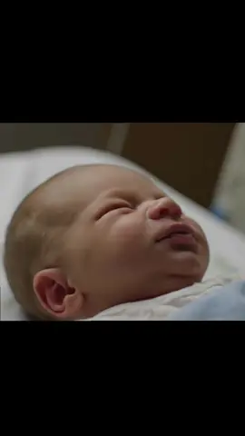 Mom why are you eating hot Cheetos? #baby #babytok #foryourpage #baby #usa
