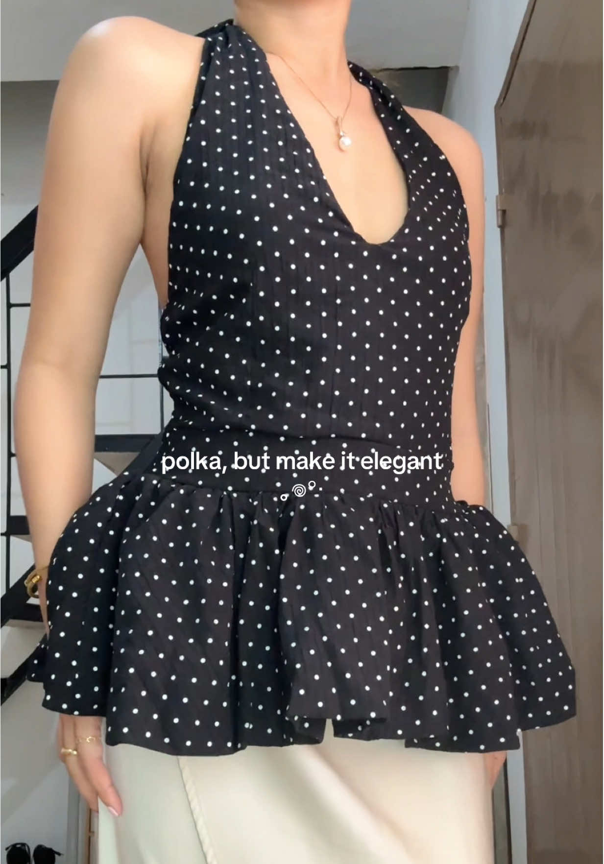 elegant polka top #outfitideas #OOTD #polka #polkadot #outfitinspo 