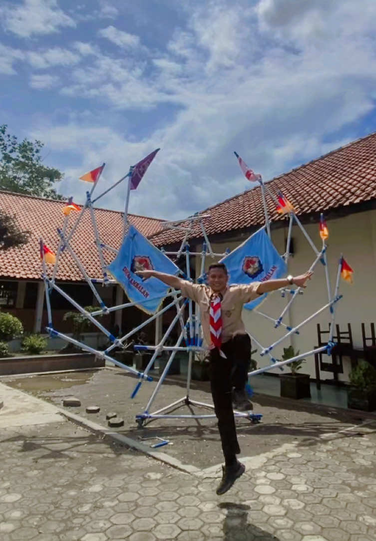 Selamat Hari Jadi Pramuka ke 64 Kwarran Jeruklegi 110103 Kwarcab Cilacap  Ucapan selamatnya pake jogetan nggih, nyuwun ajar suhu. Narinya masih kurang bagus   Cakil cakilan  #tari #seni #fyp #fyppppppppppppppppppppppp #pramuka 
