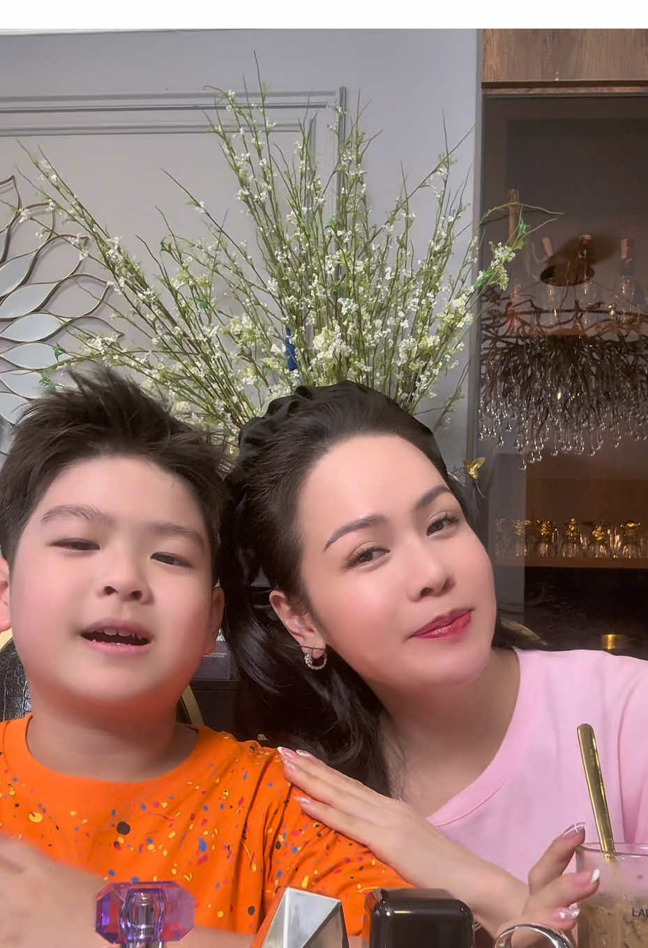 Rộn ràng! Hai mẹ con Nhật Kim Anh vui nhộn tới bến😂 #nhatkimanh 