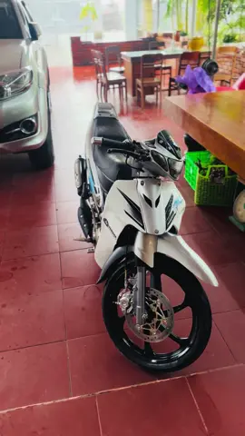 Em chê vì xe anh xì khói ... em có tiền cũng không thèm nhưng mà có đâu mà thèm . Nói vui thôi nha Ae . Yaz 125 đến từ 82 Kon Tum ❤️🇻🇳 #82kontum #82kontumtaynguyen💞 #yaz125zr #xerau82kontum❤️❤️❤️ #team386racing 