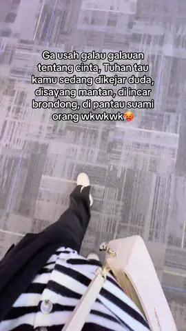 @YASMINE☕️ ga usah galau🤣#fffffffffffyyyyyyyyyyypppppppppppp #foryou #viral 