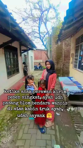 peseng singkat dari anak perawan, indonesia sedang tidak baik baik 😭😭