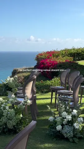 Plot twist: it’s right here . . . #baliwedding #balibride #destinationwedding #theungasan 