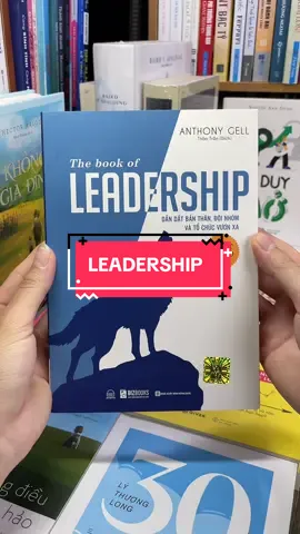 Leadership – Giải Mã Bí Quyết Lãnh Đạo Từ Những Bộ Óc Xuất Chúng. Làm lãnh đạo không phải là ra lệnh hay quản lý, mà là nghệ thuật khơi dậy tiềm năng, tạo tầm ảnh hưởng và truyền cảm hứng cho người khác.  Trong “Leadership”, Anthony Gell đã trò chuyện với hàng trăm nhà lãnh đạo hàng đầu thế giới – từ CEO tập đoàn tỷ đô, nhà sáng lập khởi nghiệp, cho đến những bộ óc đổi mới táo bạo – để rút ra những nguyên tắc lãnh đạo thực chiến, ứng dụng ngay được. Bạn sẽ khám phá: 	•	Cách tư duy và thói quen giúp họ đưa ra quyết định đúng đắn trong áp lực. 	•	Cách truyền lửa để đội ngũ luôn gắn bó và sáng tạo. 	•	Cách biến khủng hoảng thành cơ hội bứt phá. Nếu bạn muốn trở thành người dẫn đường được tôn trọng và tin tưởng, hãy đọc ngay “Leadership”.#tiemsachbinhyen #sach #sachhay #BookTok #leadership 