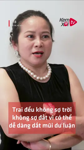Trai đểu không sợ trời không sợ đất vì có thể dễ dàng dắt mũi dư luận #Matnangoisao #KemXoiTV #DramaKemXoiTV ----------------------------- Phim “Mặt Nạ Ngôi Sao” phát sóng định kỳ vào 20h hàng ngày trên các nền tảng Kem Xôi TV (Fanpage, Youtube, Tiktok). Tất cả nội dung trong video là dàn dựng mang mục đích giải trí và được trích từ phim: Mặt Nạ Ngôi Sao