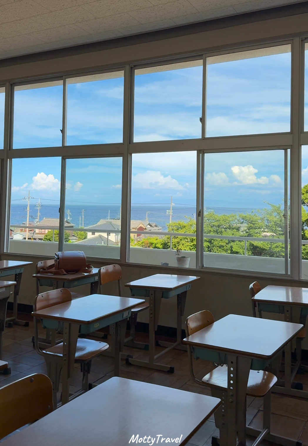 海風そよぐ、あの夏の放課後🌻👒 📍二十四の瞳映画村 📍佐野小テラス #夏 #絶景 #学校 #Summer #fyp 