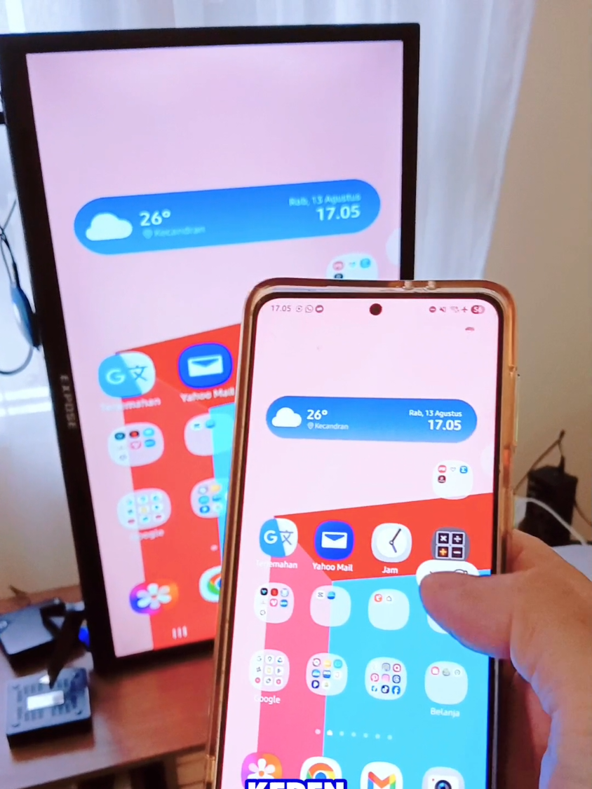 Membalas @aynocyGini cara bikin proyeksi layar hp jadi penuh di tv, pakai wireless display adapter 👍